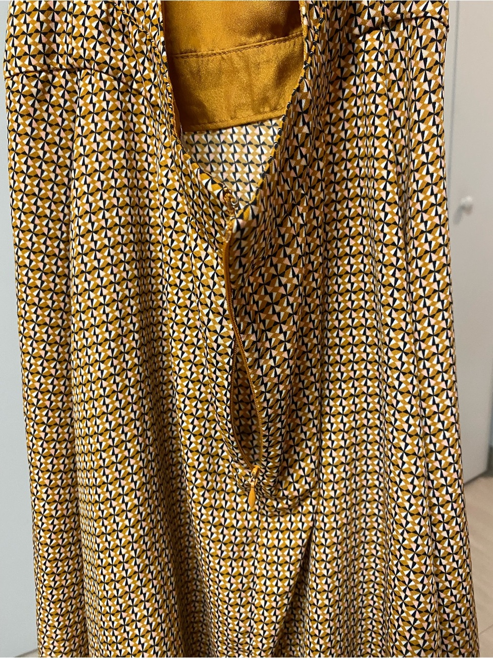 Forever 21 Gold Textured Slip Mini Dress with Adjustable Straps - Picture 10 of 11